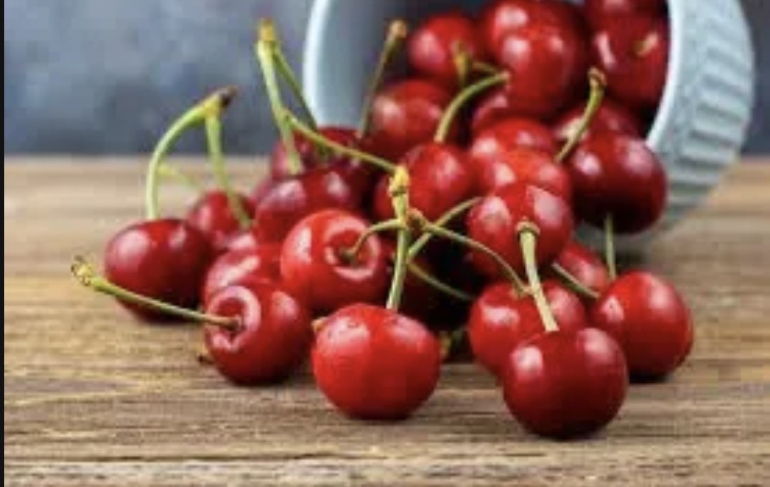 Cherry Bomb Moisturizing Lip Oil