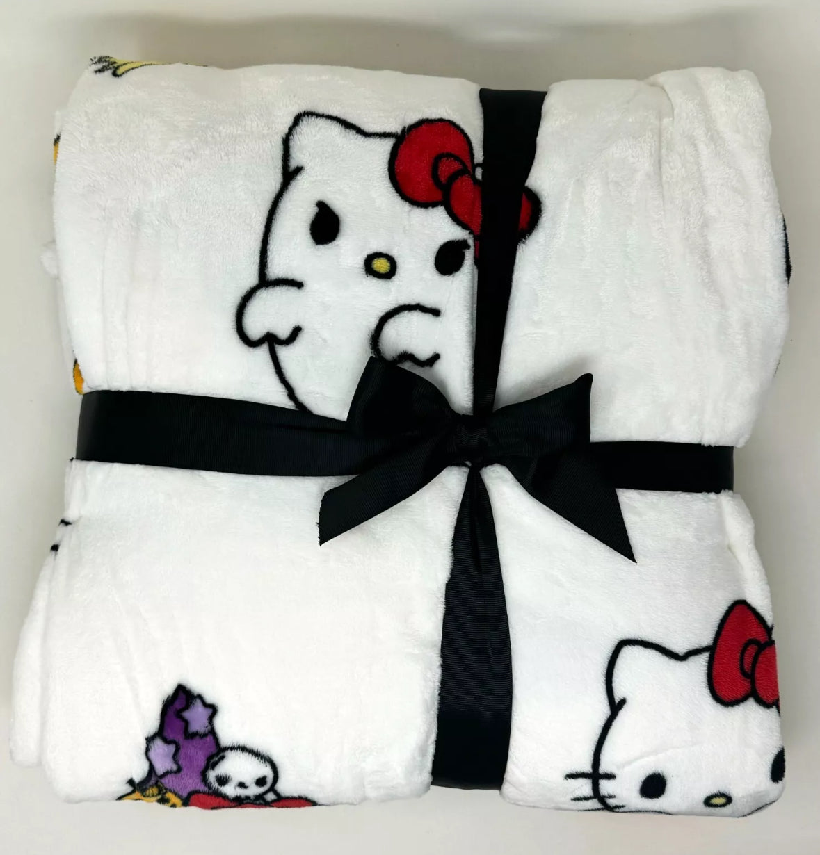 HELLO KITTY Halloween White TWIN Plush Blanket 60X90  Mummy Ghost Witch