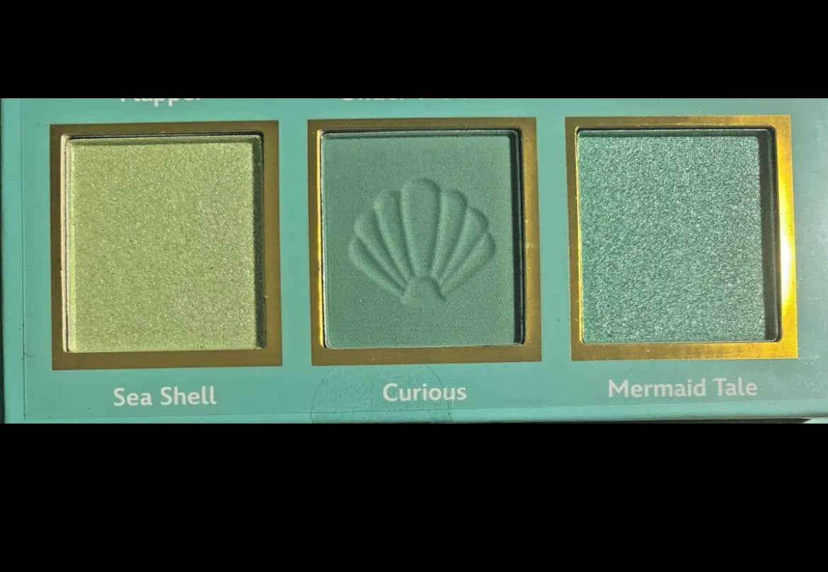 Limited Edition Disney Princess Eyeshadow Palette - The Little Mermaid- Ariel