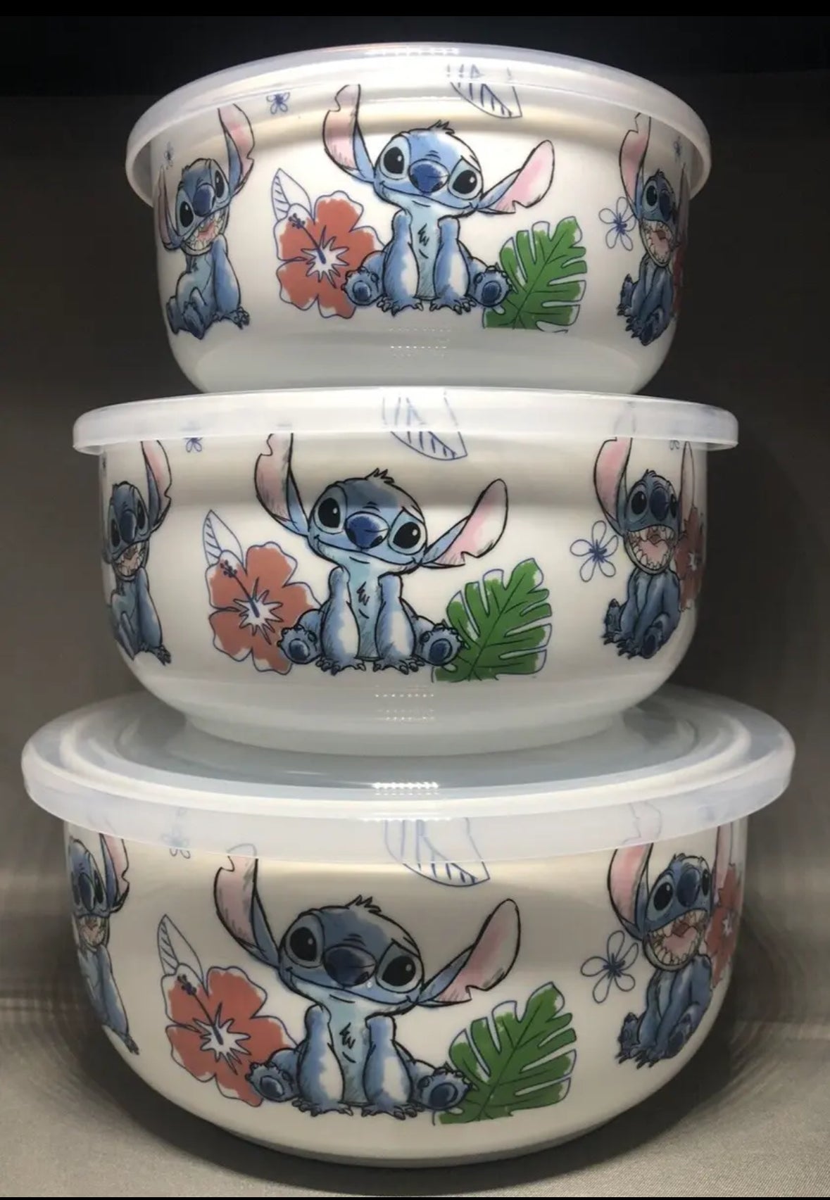 Disney  Stitch Set of 3 Mixing Bowls with Air-Tight Lids