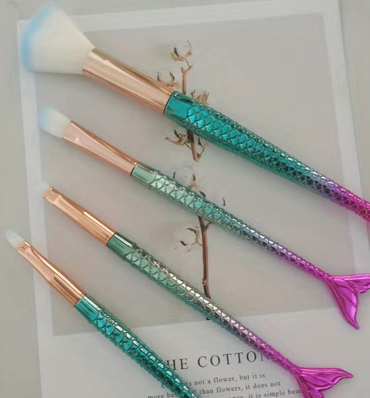 4 pcs  Light Blue Mermaid Makeup Brushes Set