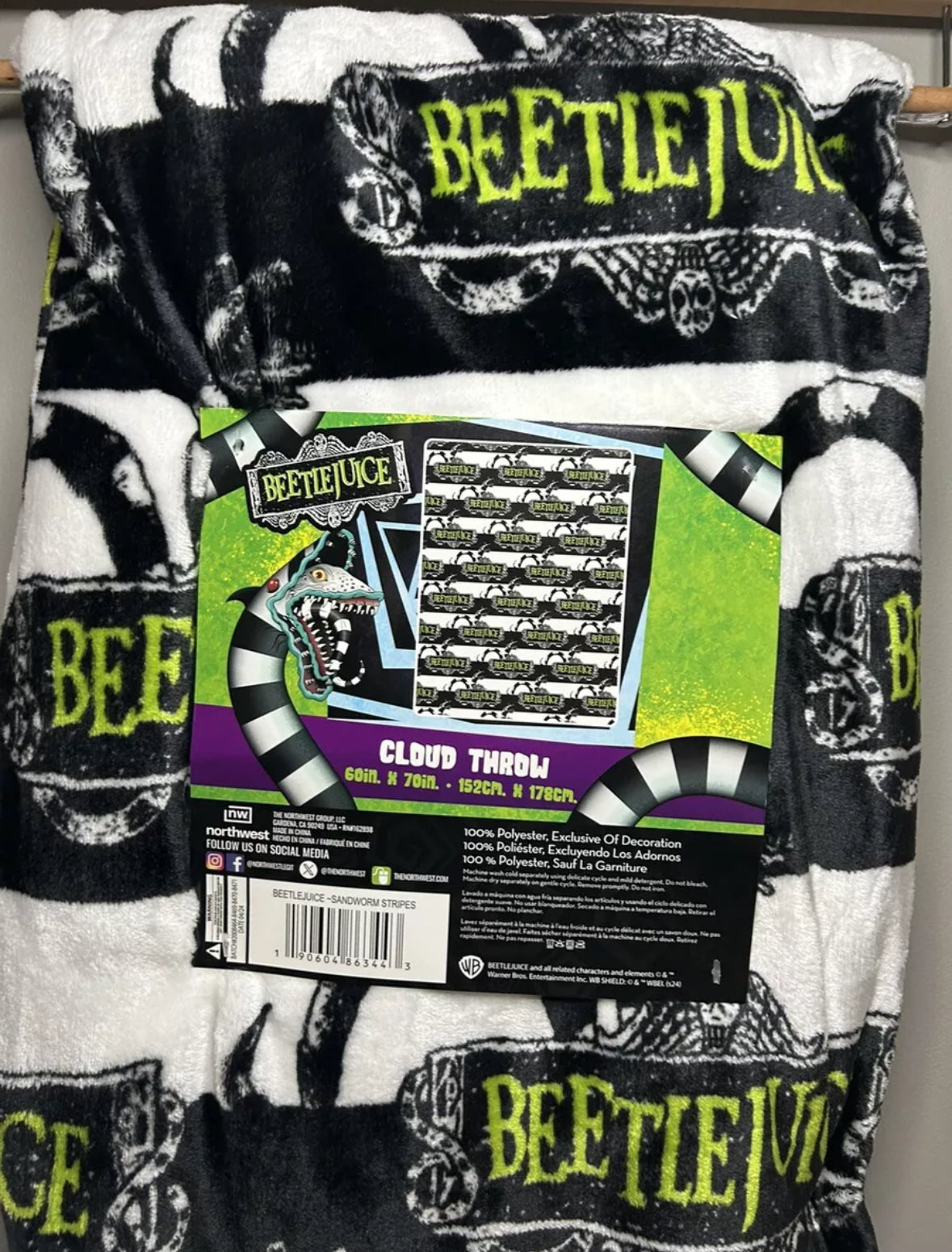 Beetlejuice Sandworms Stripes Halloween Cloud Throw Plush Blanket 60”x70”