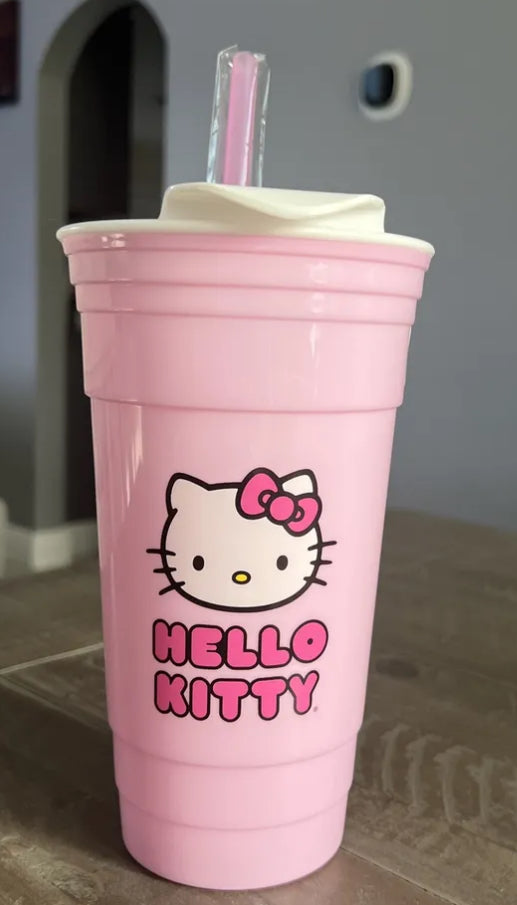 Hello Kitty Pink Plastic Tumbler With Lid and Straw Holds 32 Ounces Sanrio