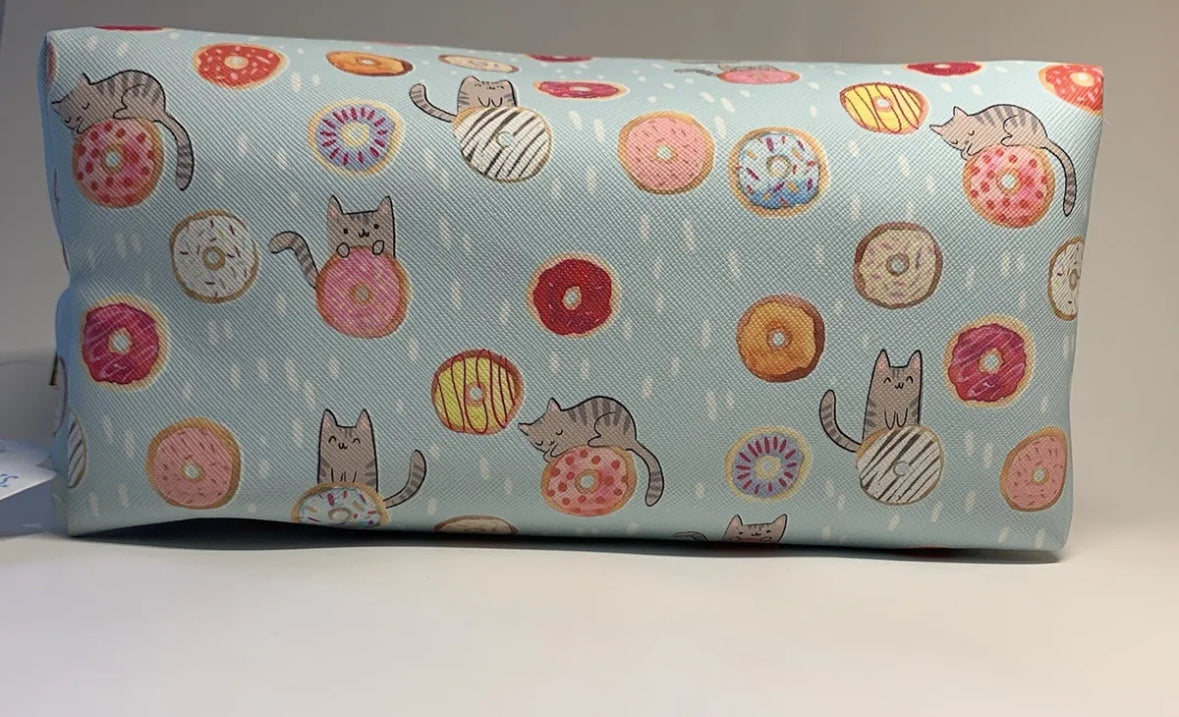 OCS Designs Cosmetic Makeup Bag Toiletry Cat Donut Zip Up