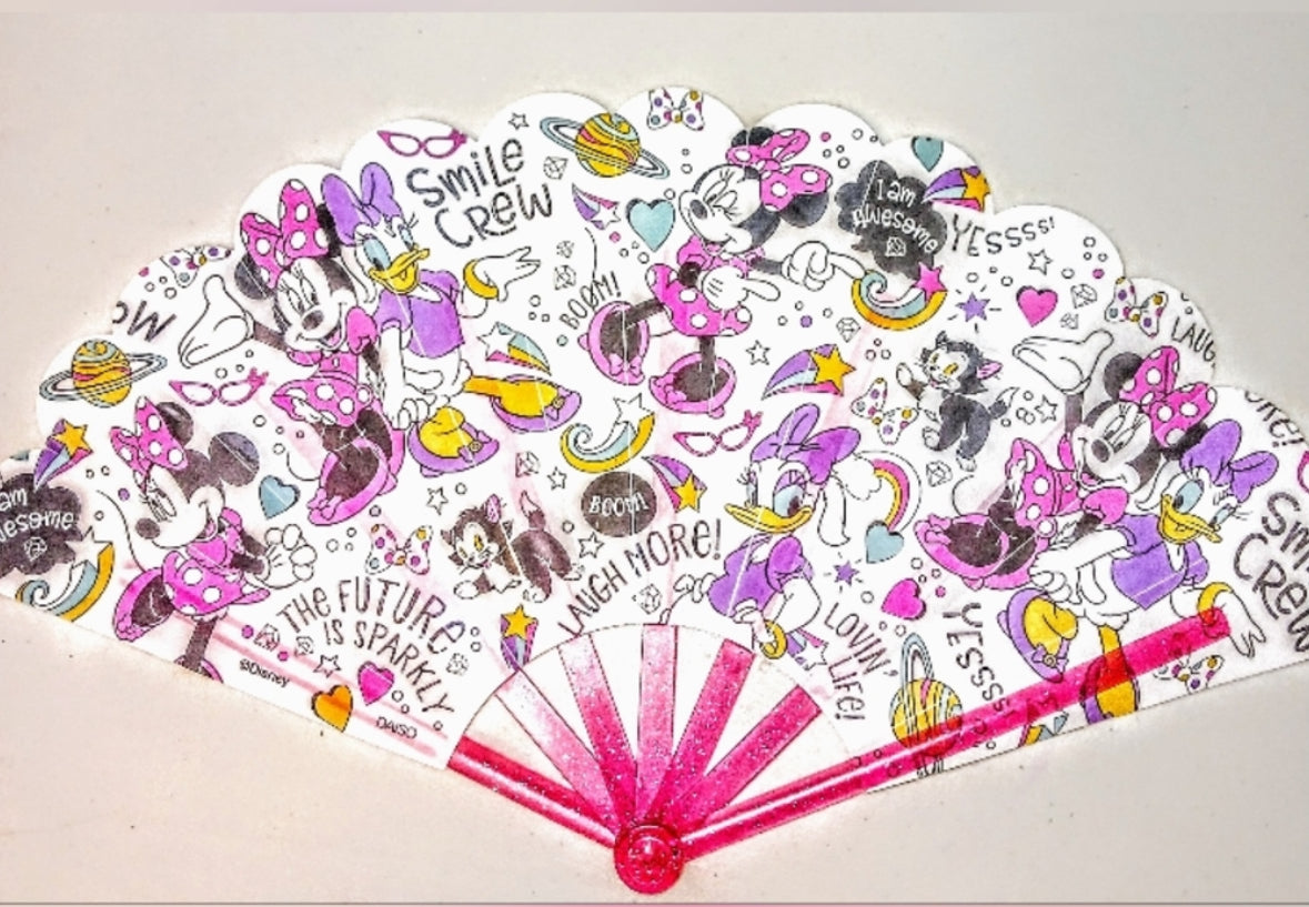 Daiso Disney MINNIE MOUSE & DAISY DUCK FOLDING HAND FAN