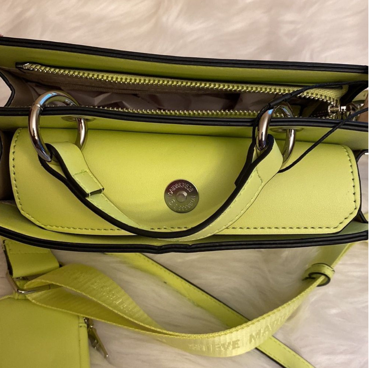 STEVE MADDEN BEVELYN SATCHEL CROSSBODY BAG W AIR POD CASE LEMON