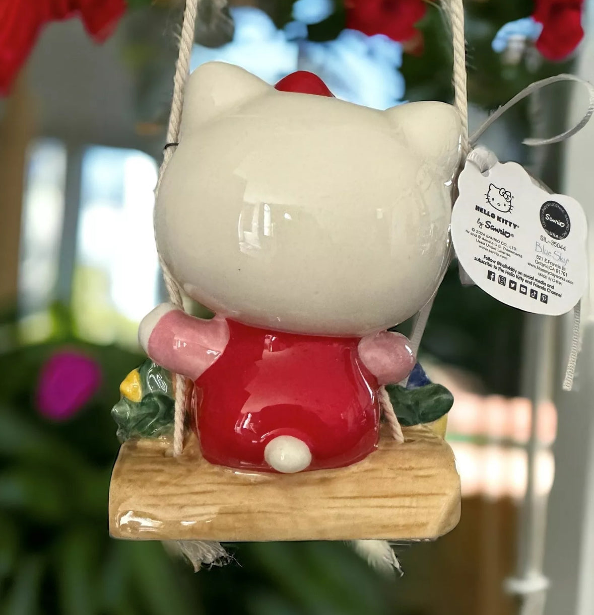 Hello Kitty Blue Sky Ceramic Swing Decor