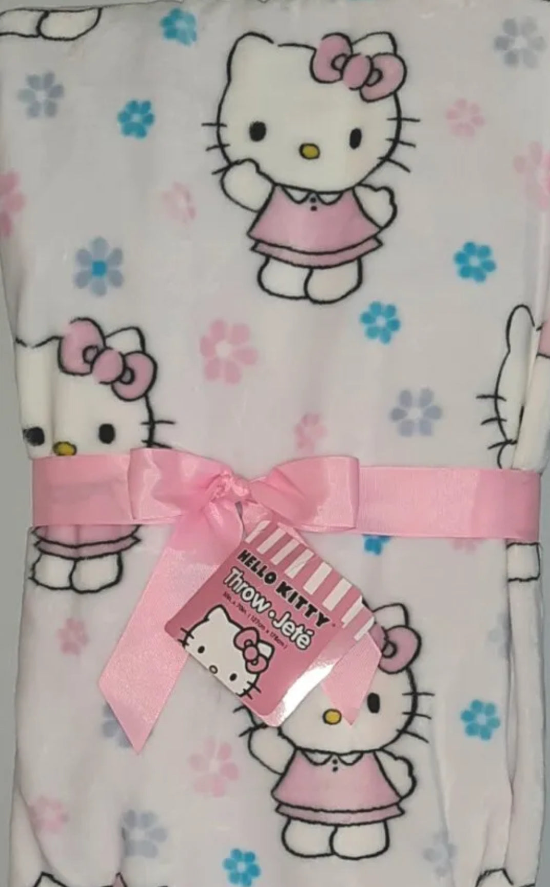 HELLO KITTY Spring Flowers Pink Soft Plush Sanrio Blanket 50"X 70"