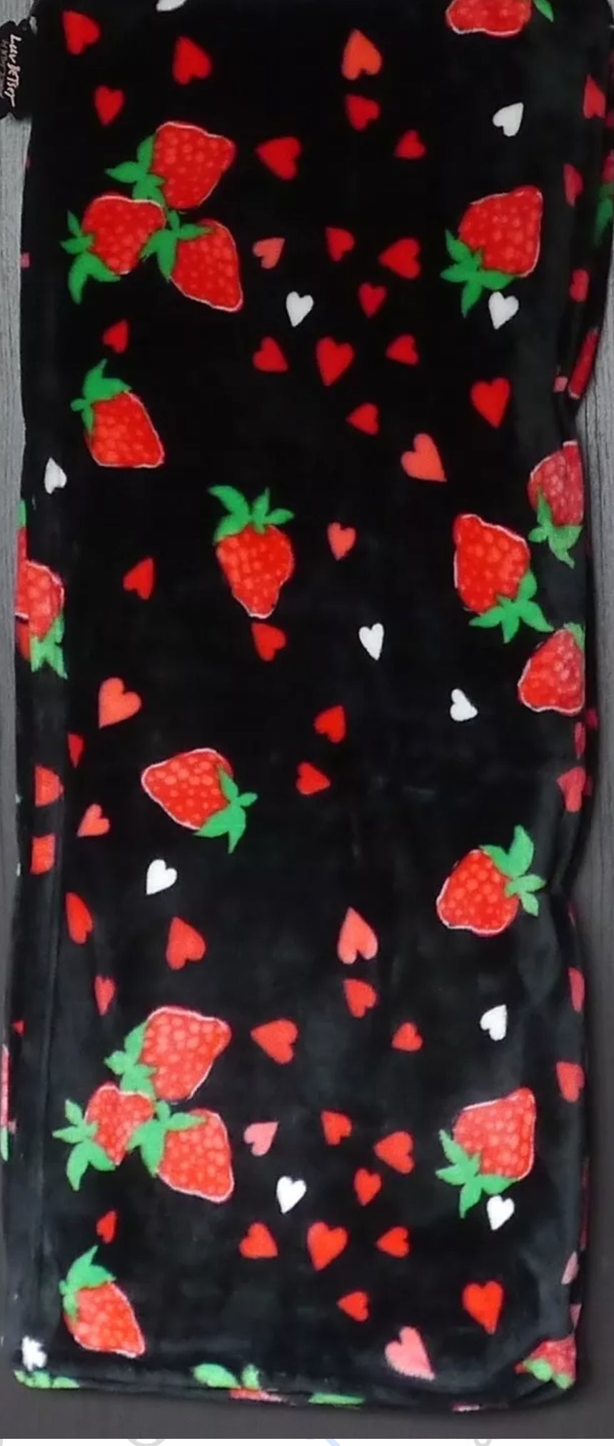 Luv Betsey Johnson 50"x70" Soft Throw Blanket Strawberry Strawberries Hearts