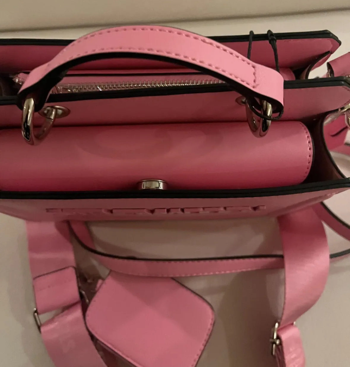 STEVE MADDEN BEVELYN SATCHEL CROSSBODY BAG W AIR POD CASE  FONDANT PINK