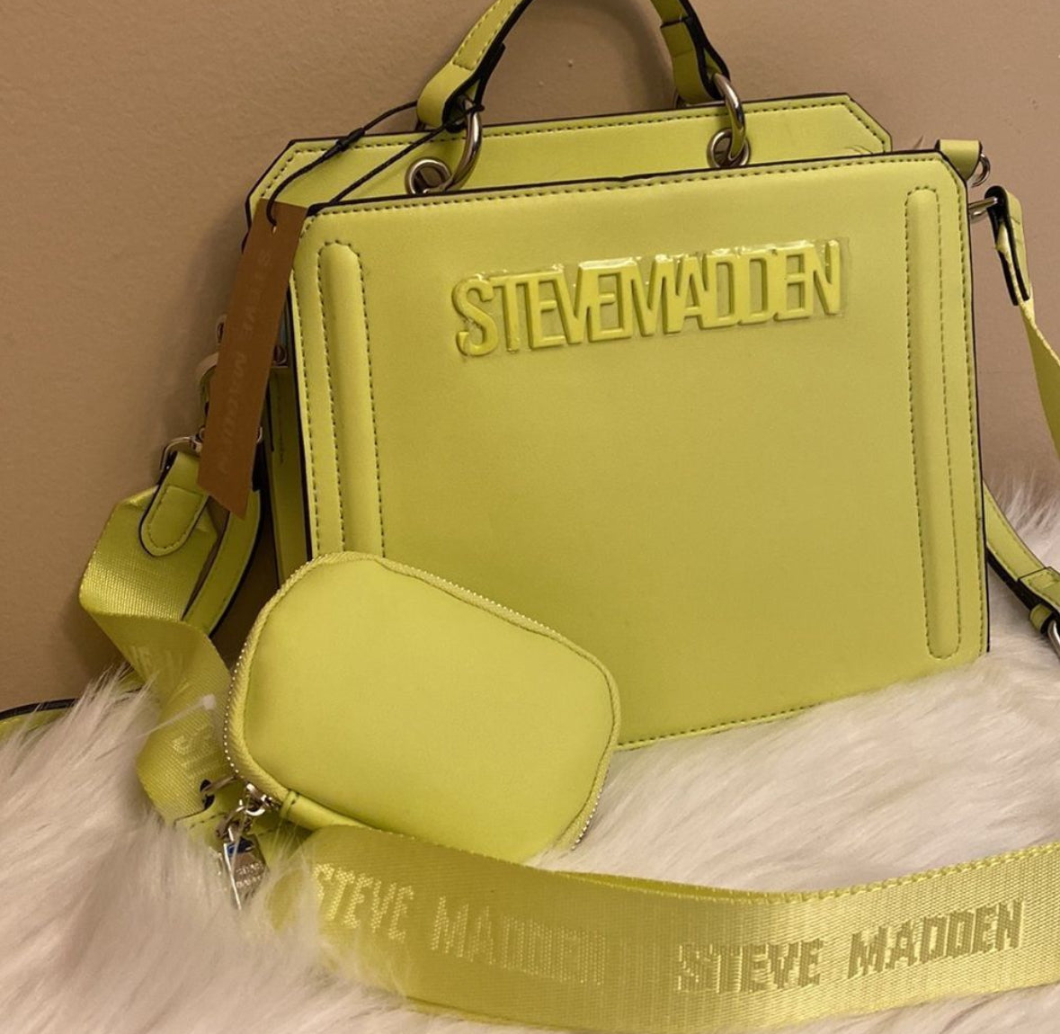 STEVE MADDEN BEVELYN SATCHEL CROSSBODY BAG W AIR POD CASE LEMON