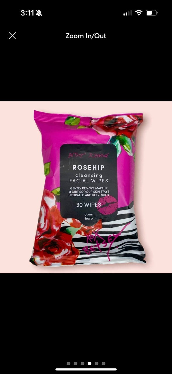 Betsey Johnson Cleansing Facial Wipes